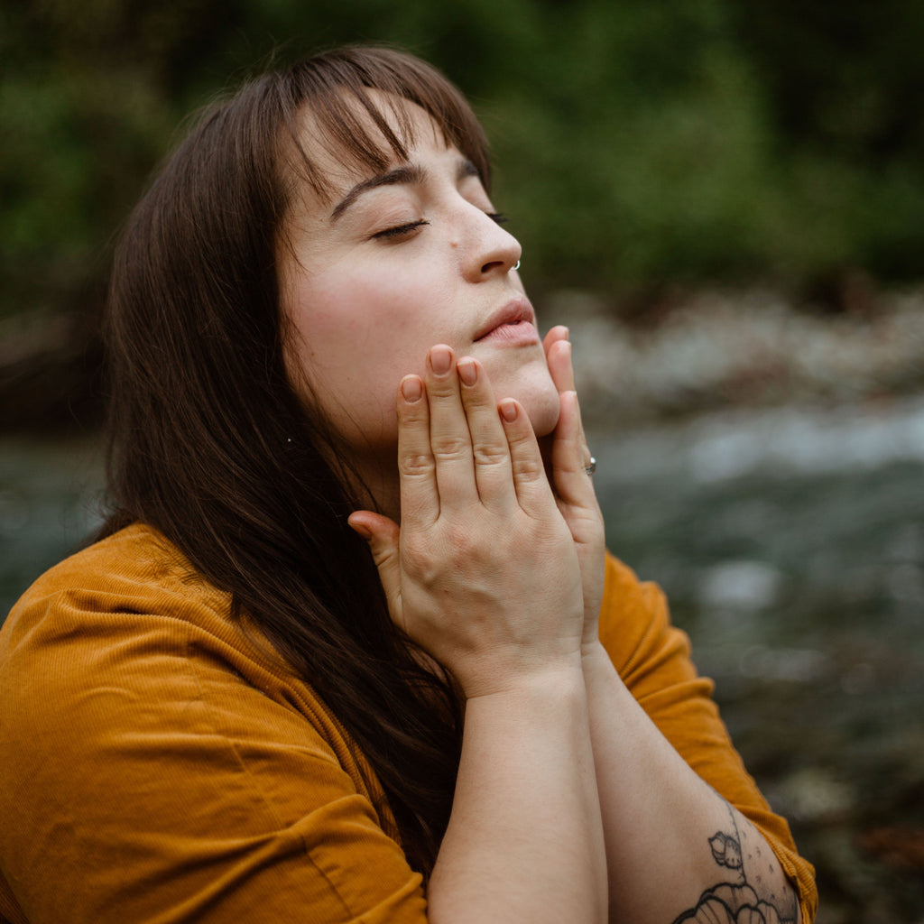 How Using a Facial Oil in Your Skincare Routine Can Actually Help Improve Oily, Acne-prone Skin