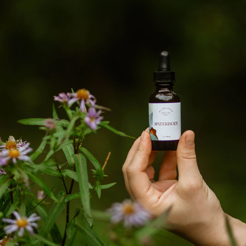 Body Oil vs. Facial Oil: What's the Difference?