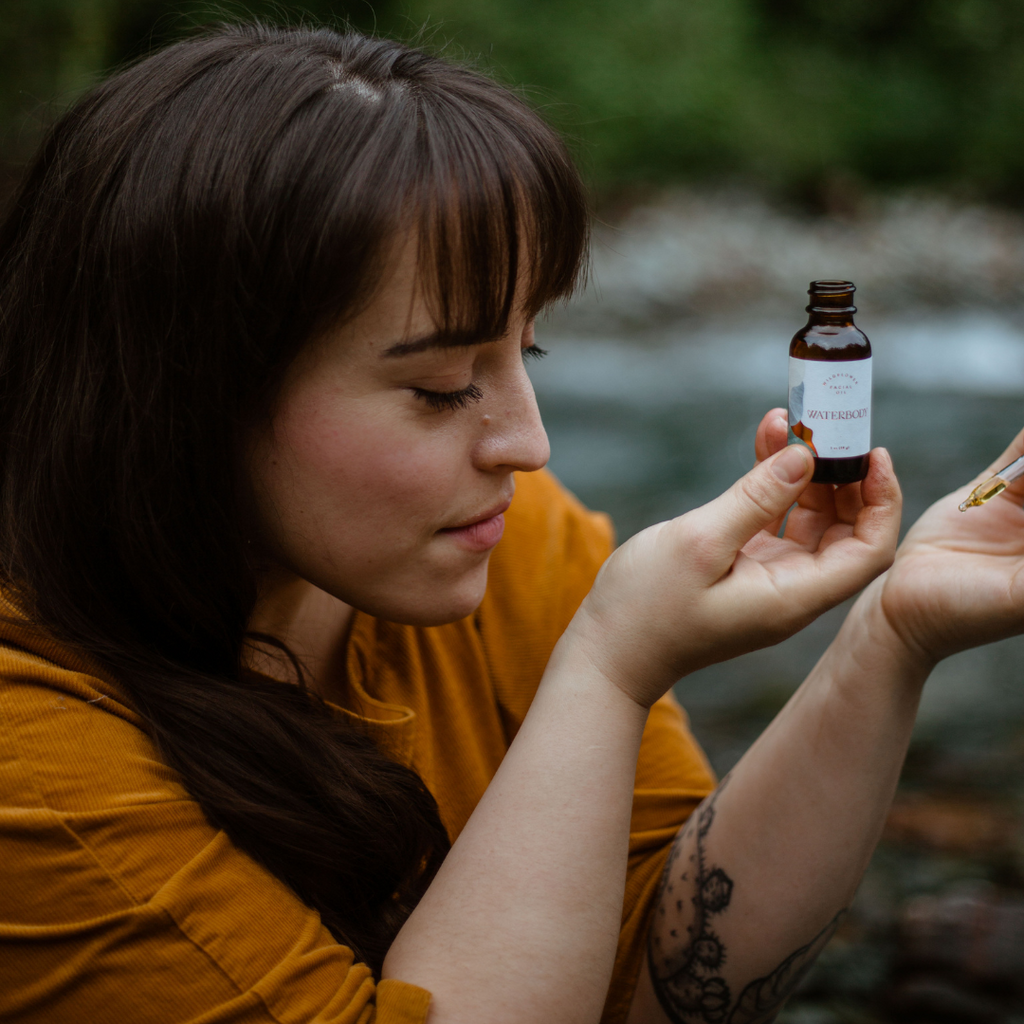 How to Create a Minimalist Skincare Routine with Natural Ingredients