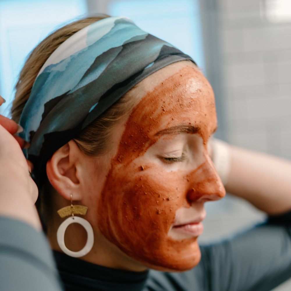 The Complete Guide to Clay Face Masks: Benefits, Ingredients, and How to Use Them For Glowing Skin